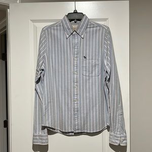 A&F Muscle Button up